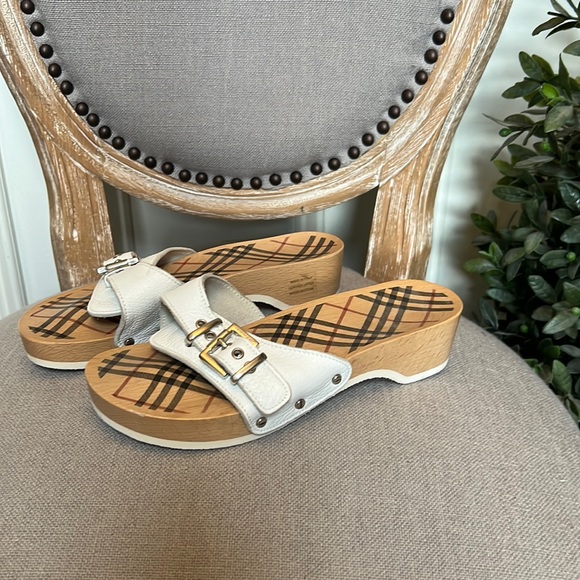 Burberry clogs - Picture 1 of 12